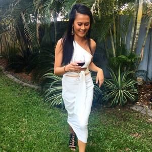 Meet your Posher, Lakei